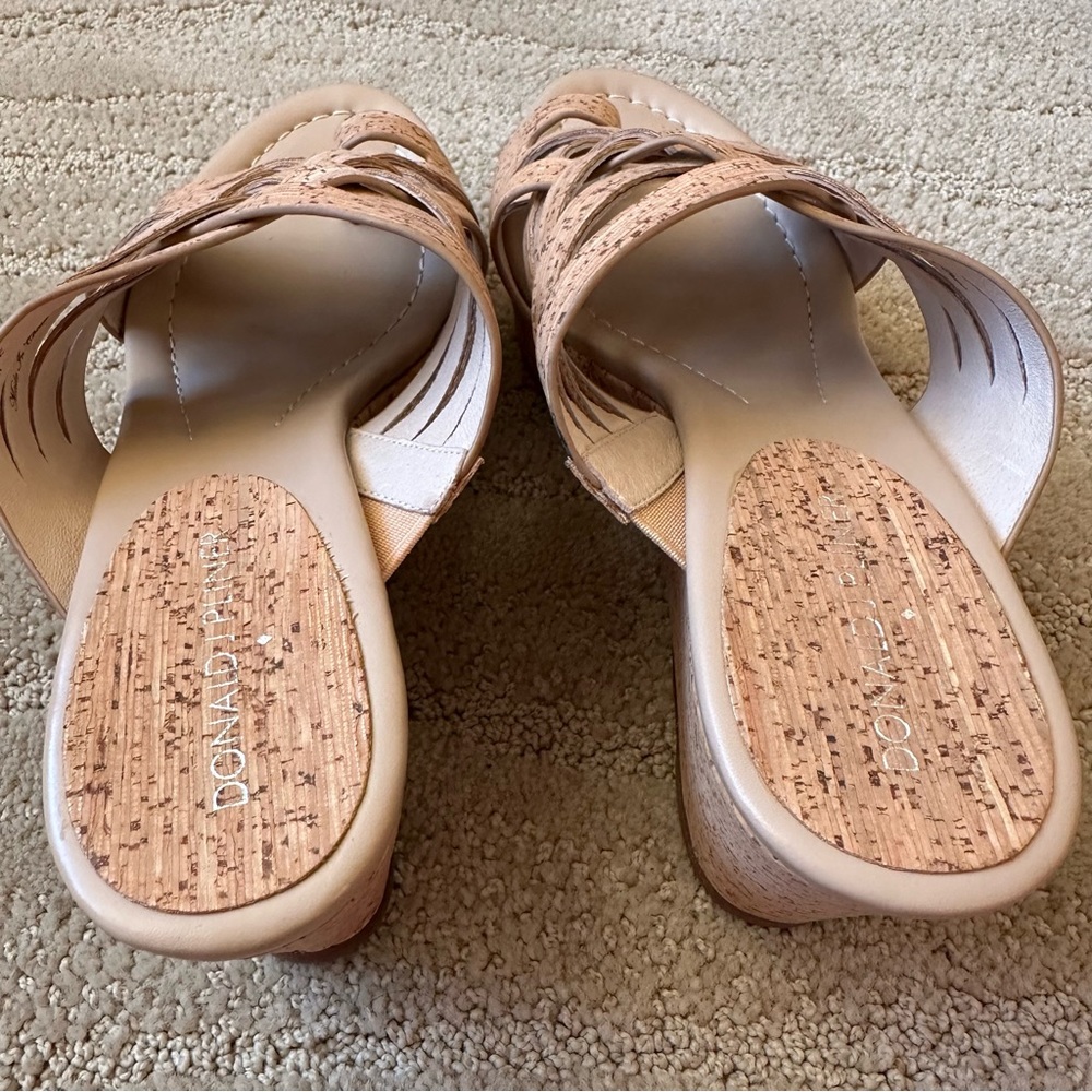 Donald J Pliner Flore Woven Strappy Platform Wedge Cork Slip On Sandals Tan 8.5 - Picture 9 of 16